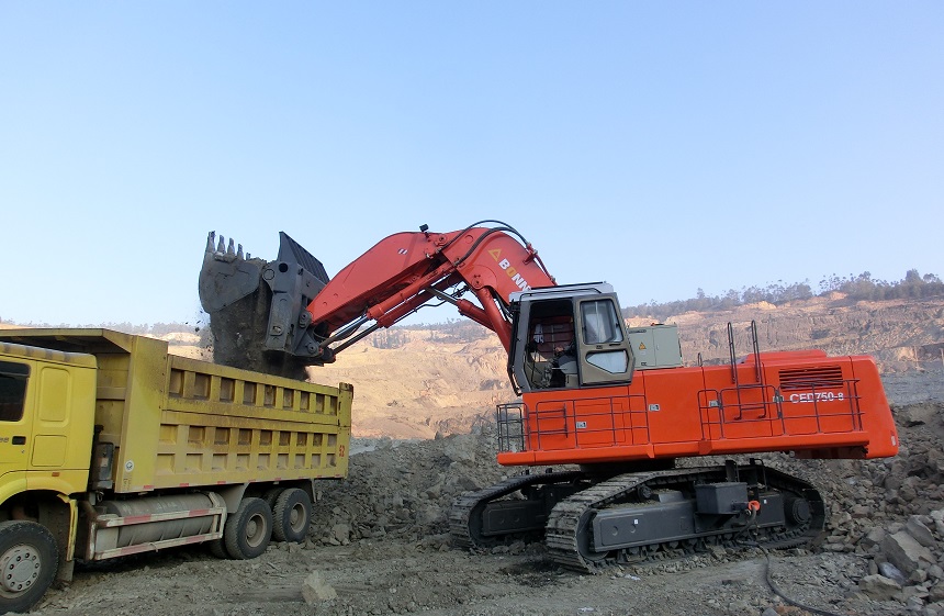 電動(dòng)挖掘機(jī) 電動(dòng)挖掘機(jī)