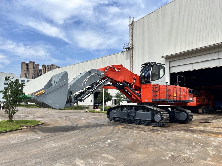 挖掘機.jpg 挖掘機.jpg