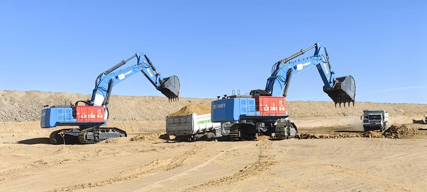 挖掘機.png 挖掘機.png