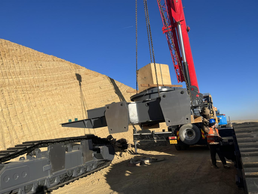 邦立重機(jī).png 邦立重機(jī).png